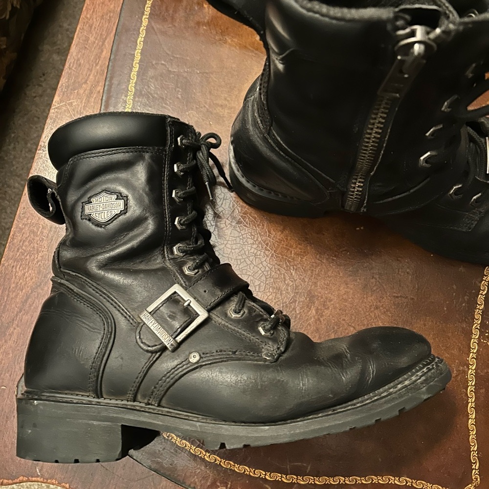 Harley-Davidson motorcycle boots with box